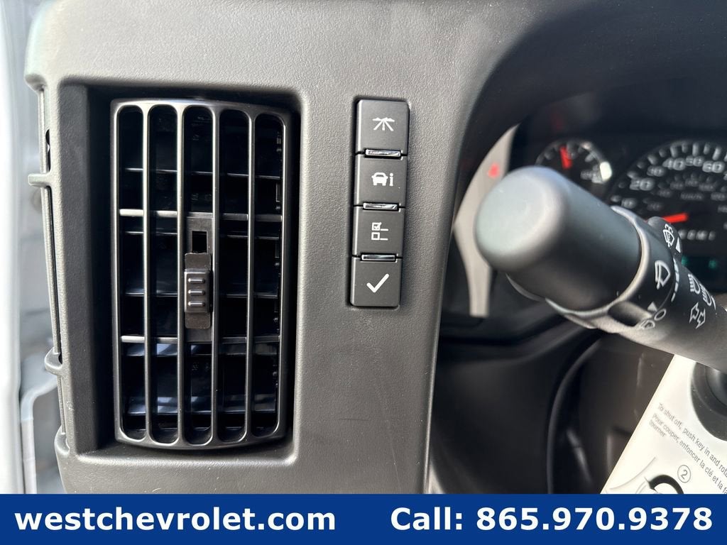 2025 Chevrolet Express Cargo 2500 WT