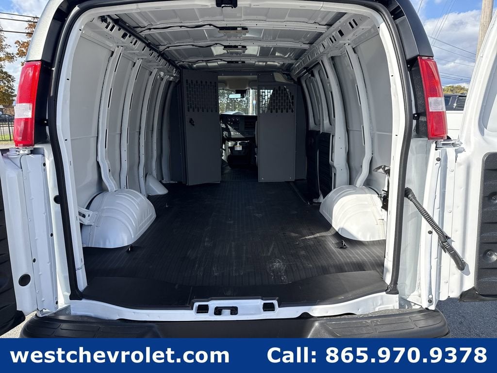 2025 Chevrolet Express Cargo 2500 WT