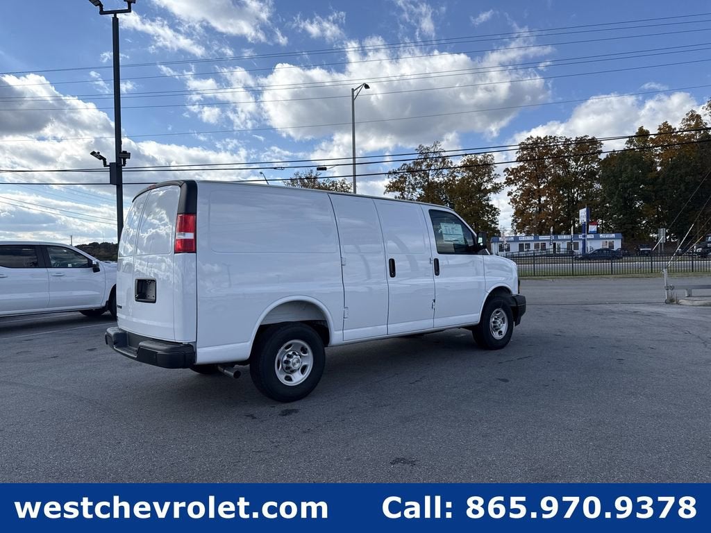 2025 Chevrolet Express Cargo 2500 WT