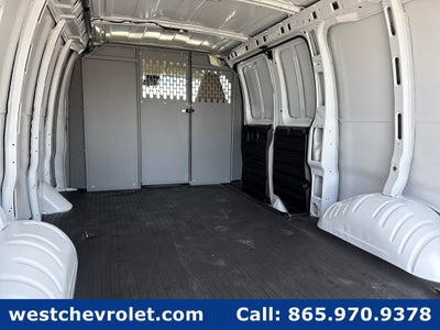 2025 Chevrolet Express Cargo WT