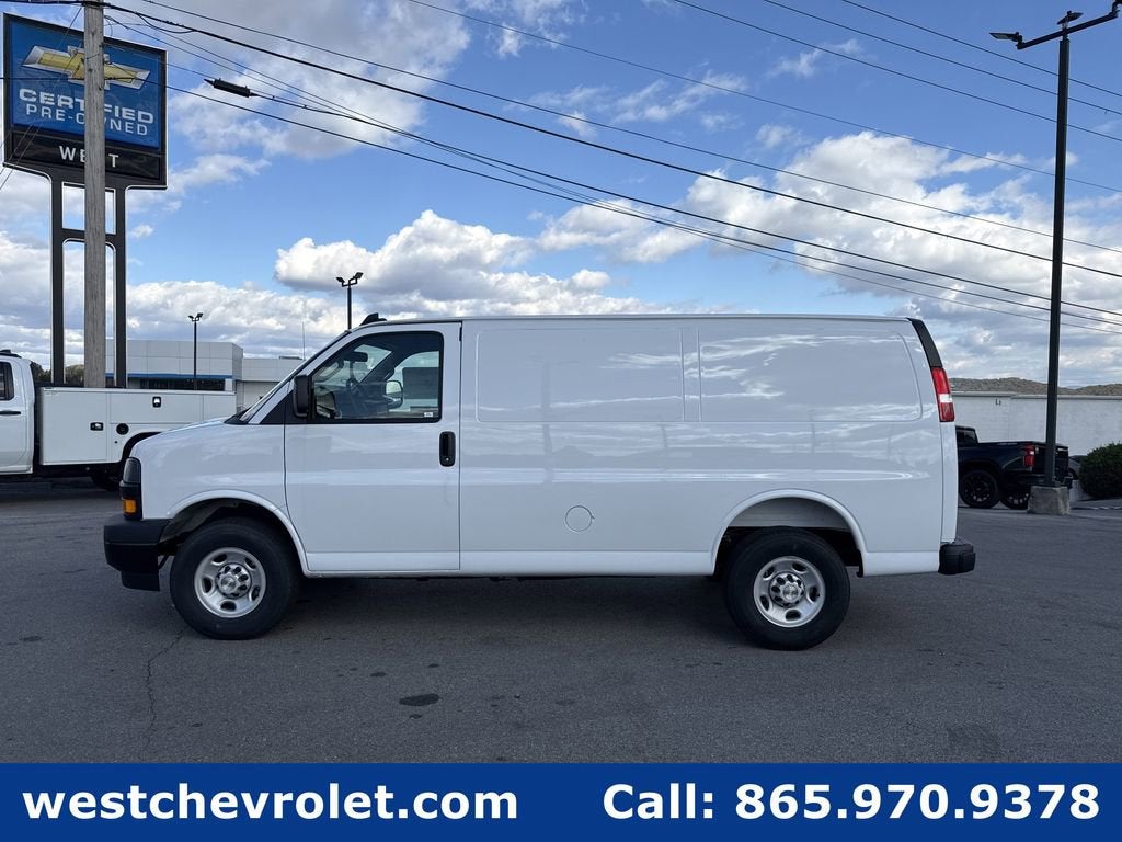 2025 Chevrolet Express Cargo 2500 WT