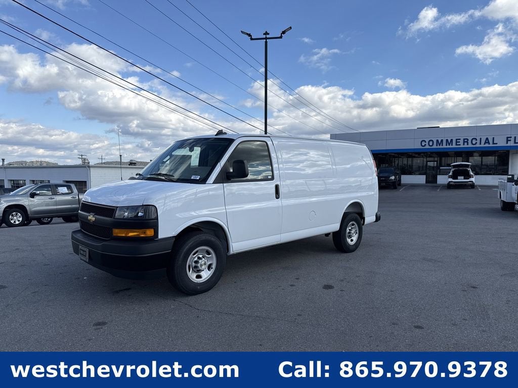 2025 Chevrolet Express Cargo 2500 WT