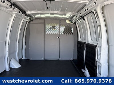 2025 Chevrolet Express Cargo WT