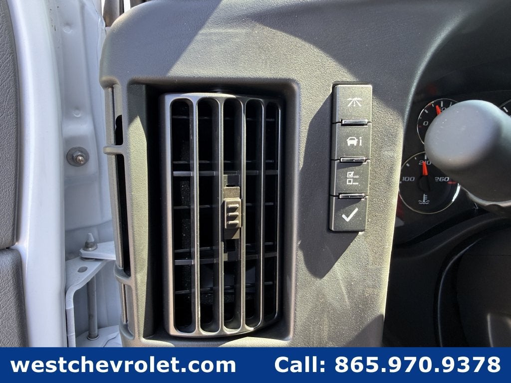 2026 Chevrolet Express Cargo WT