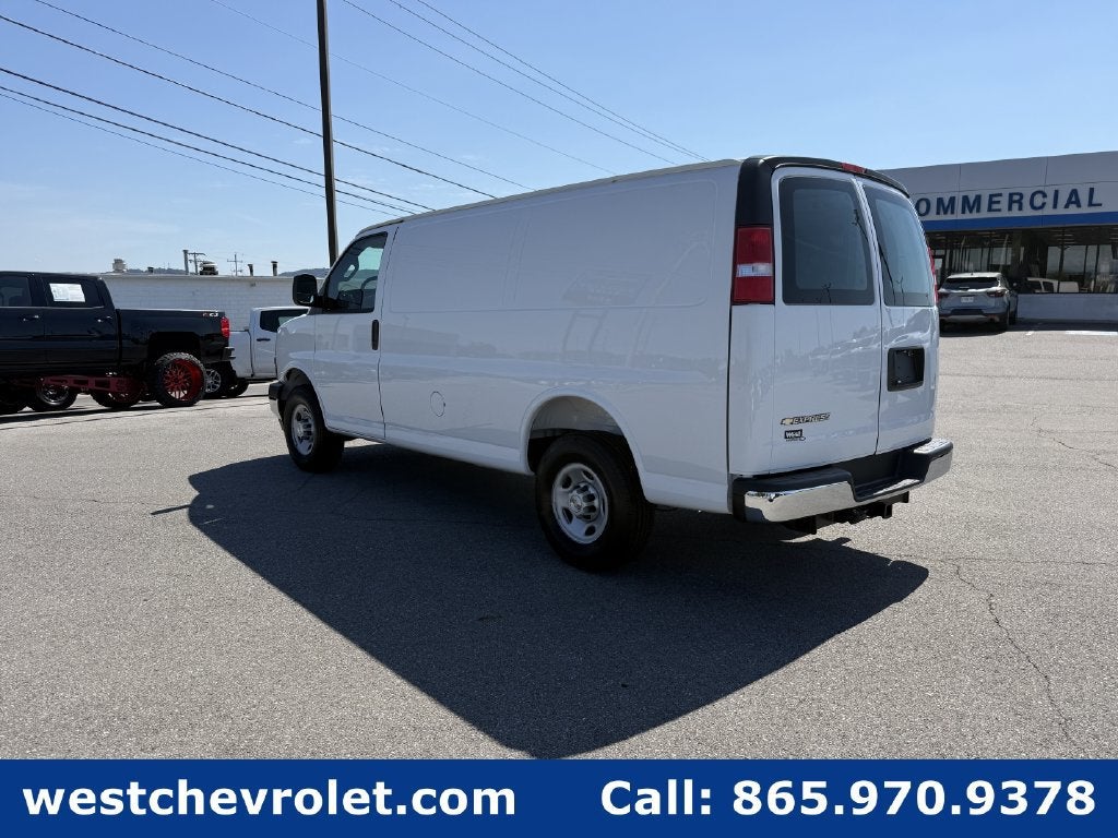 2026 Chevrolet Express Cargo WT