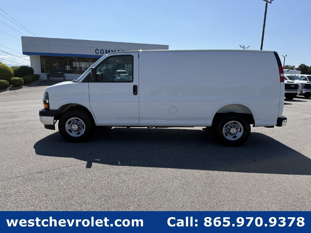 2026 Chevrolet Express Cargo WT