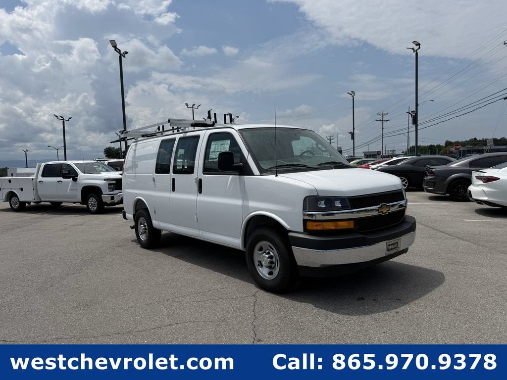 2026 Chevrolet Express Cargo WT