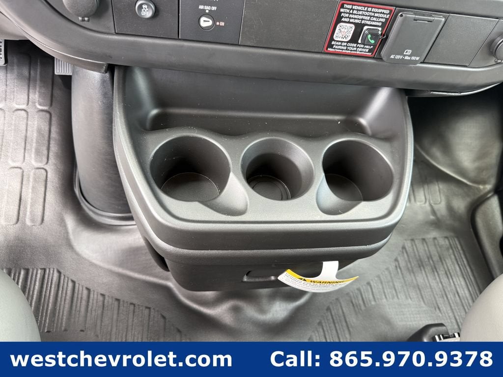 2026 Chevrolet Express Cargo WT