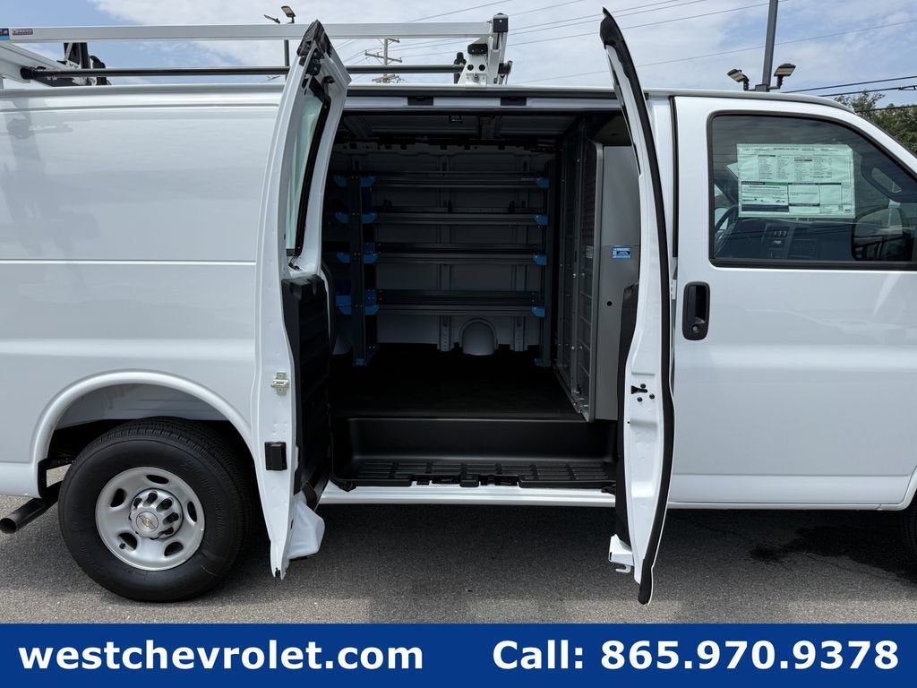 2026 Chevrolet Express Cargo WT