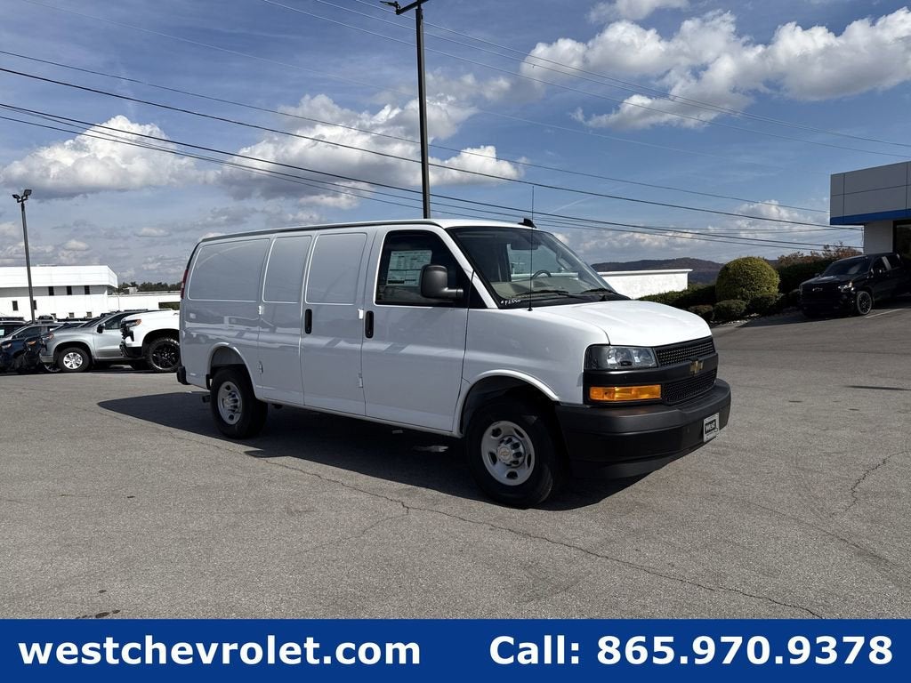 2025 Chevrolet Express Cargo 2500 WT
