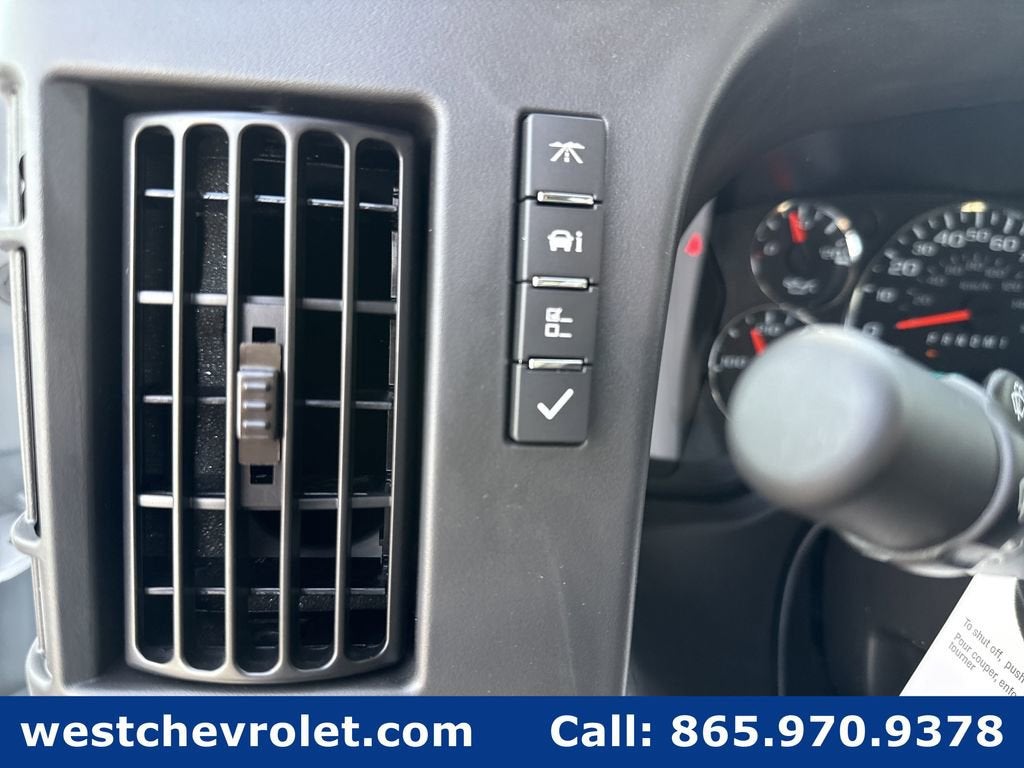 2025 Chevrolet Express Cargo 2500 WT