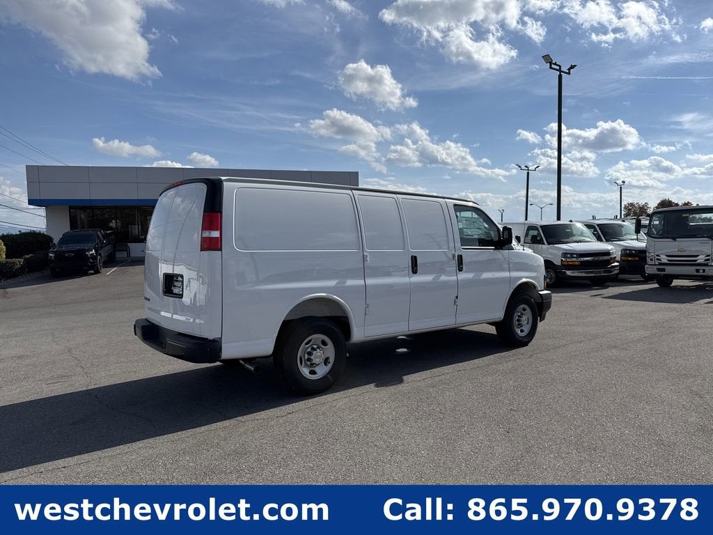 2025 Chevrolet Express Cargo 2500 WT
