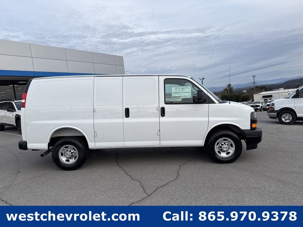 2025 Chevrolet Express Cargo 2500 WT