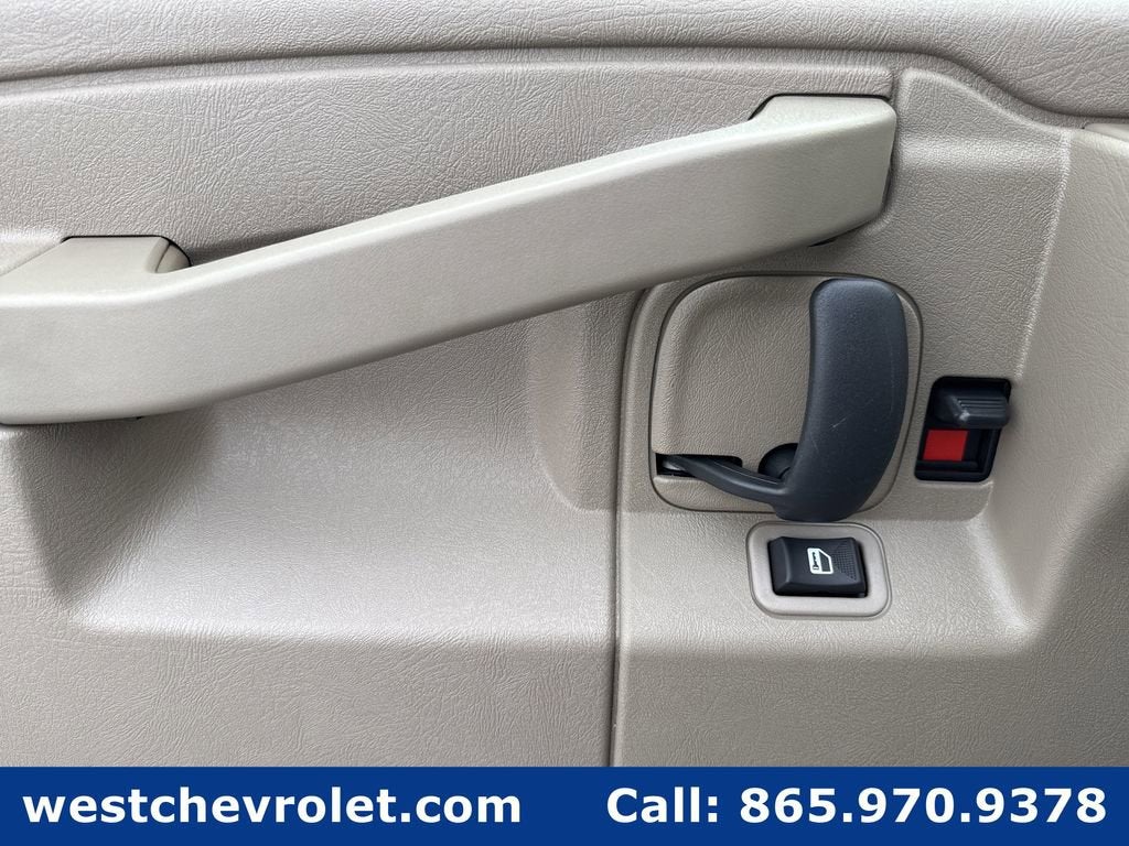 2025 Chevrolet Express Cargo 2500 WT