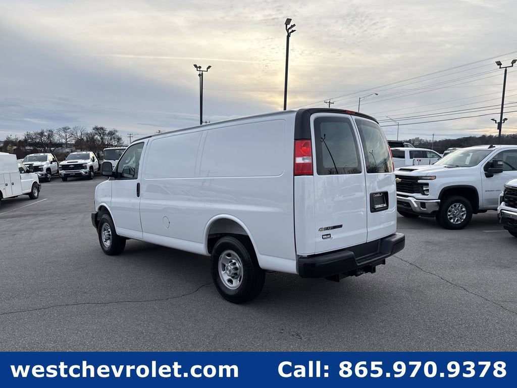2025 Chevrolet Express Cargo 2500 WT