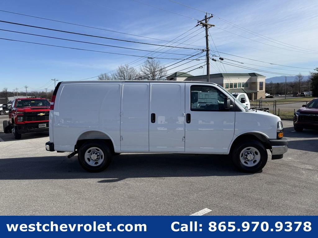 2025 Chevrolet Express Cargo 2500 WT