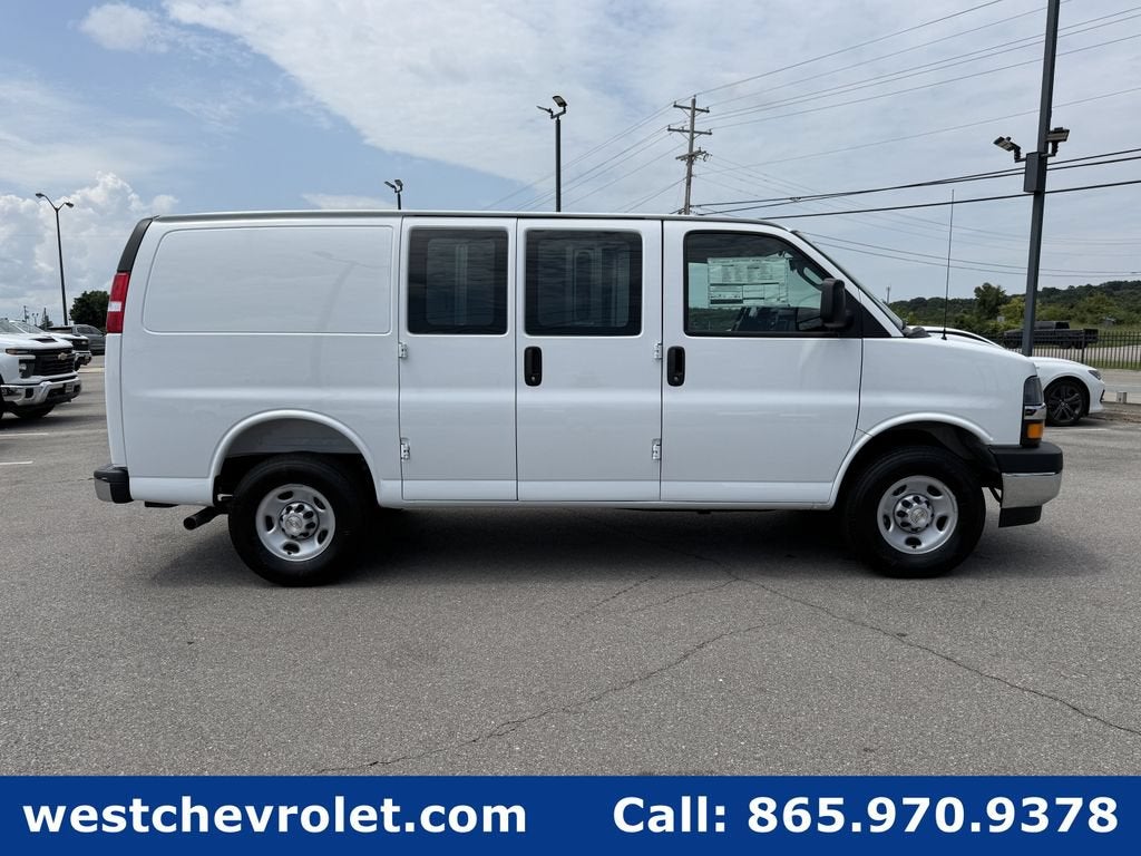 2026 Chevrolet Express Cargo WT