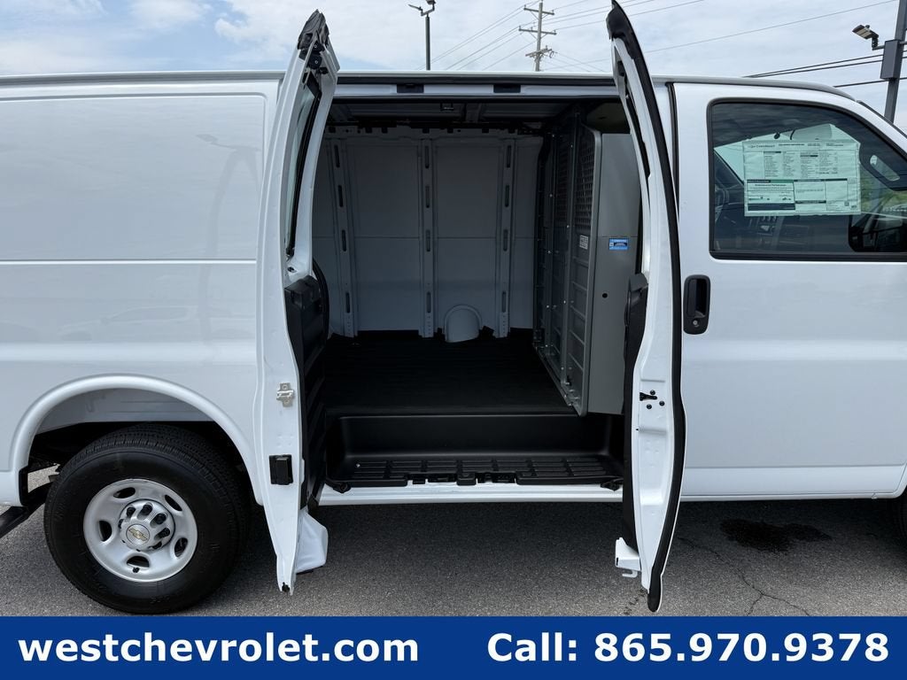 2026 Chevrolet Express Cargo WT