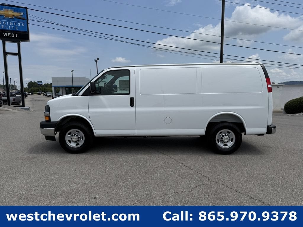 2026 Chevrolet Express Cargo WT