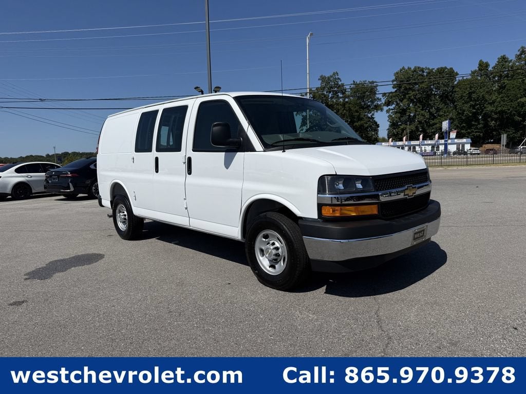 2026 Chevrolet Express Cargo WT