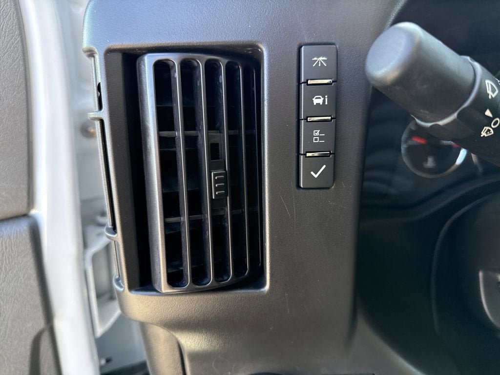 2024 Chevrolet Express Cargo 2500 WT