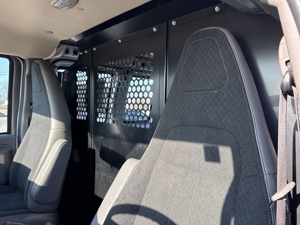 2024 Chevrolet Express Cargo 2500 WT