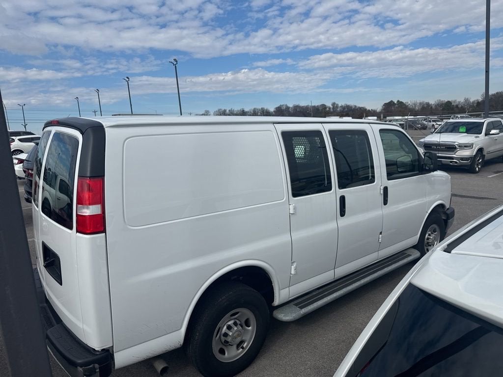 2024 Chevrolet Express Cargo 2500 WT