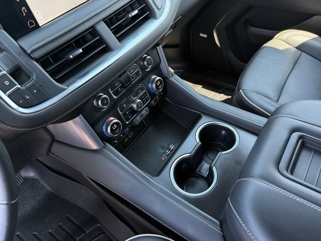2022 GMC Yukon XL SLT
