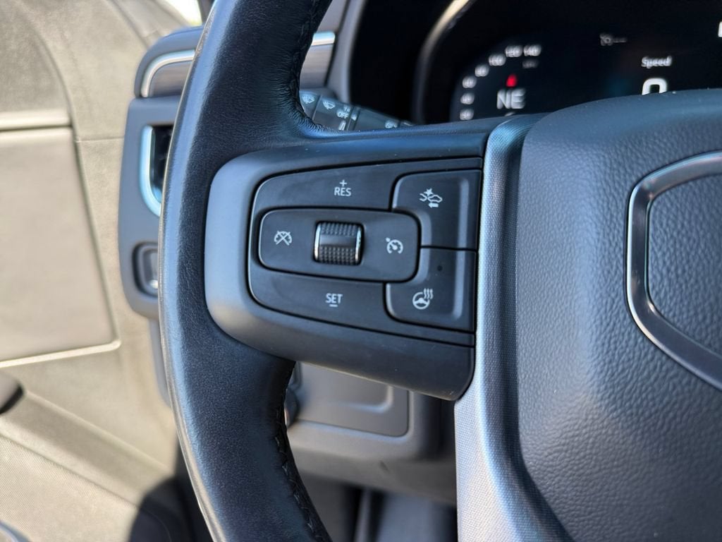 2022 GMC Yukon XL SLT