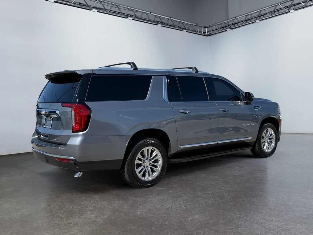 2022 GMC Yukon XL SLT