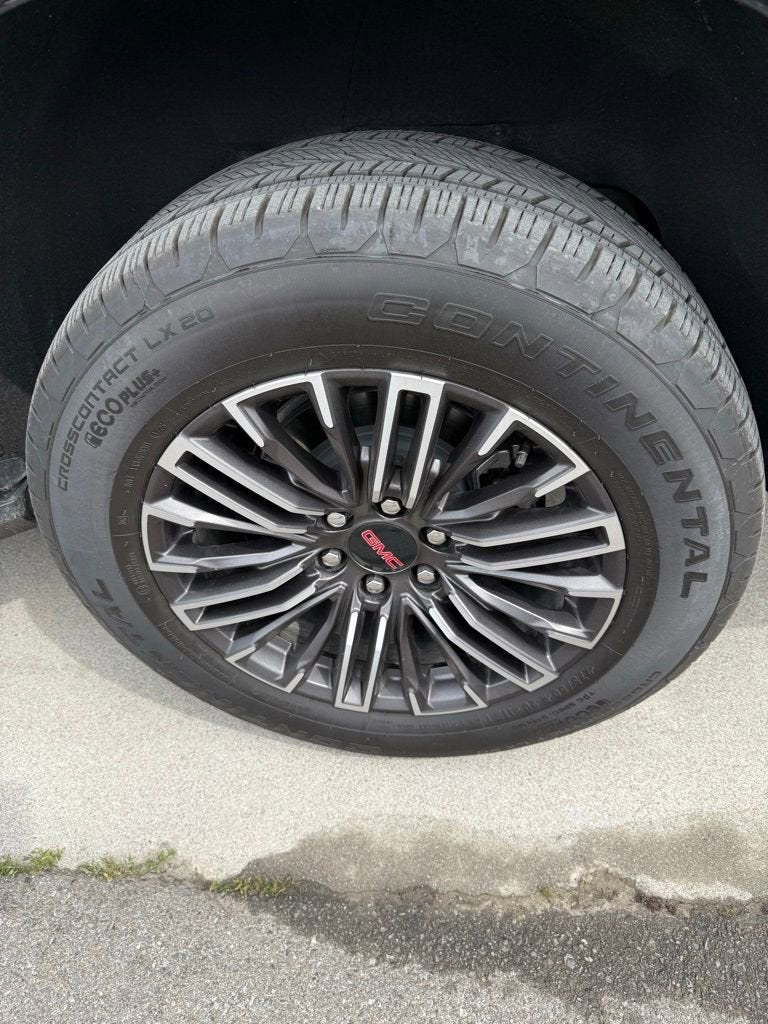 2025 GMC Yukon XL Elevation