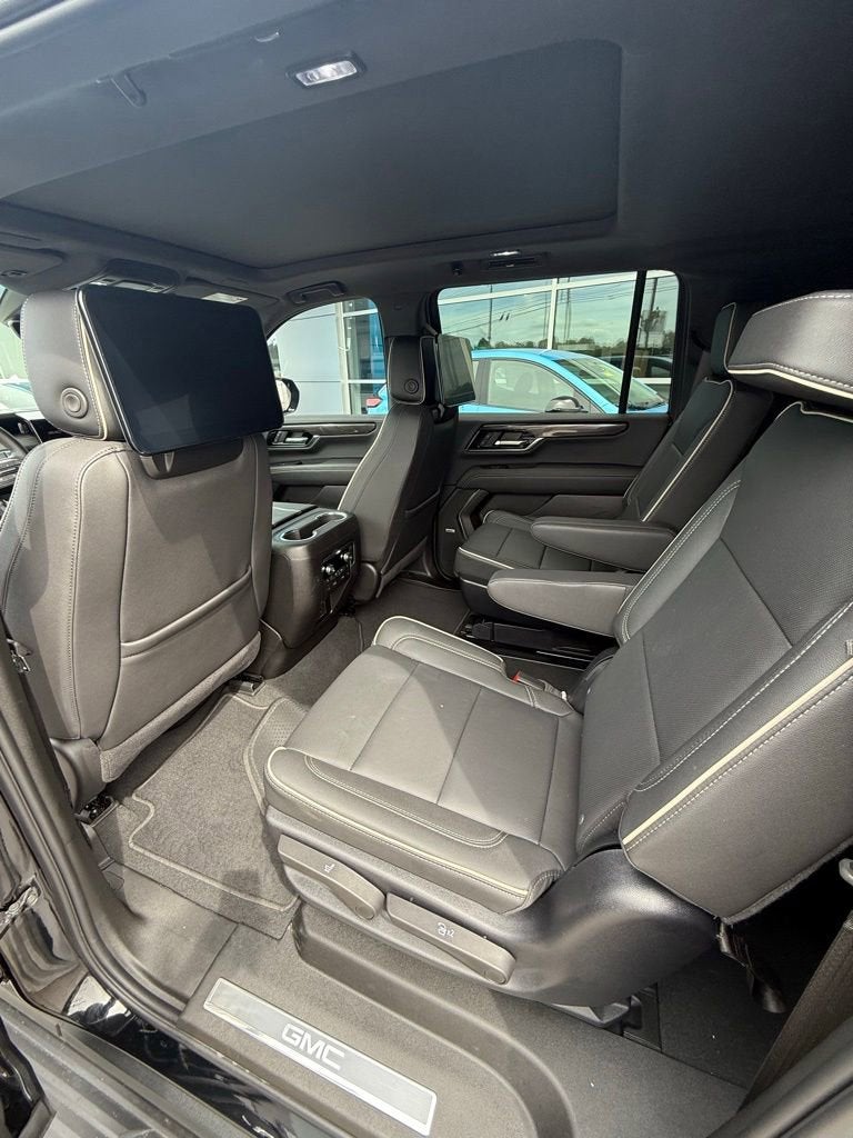 2025 GMC Yukon XL Elevation