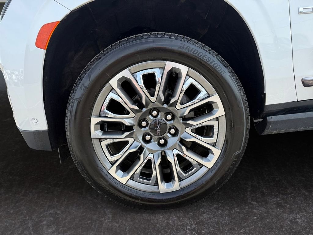 2024 GMC Yukon XL Denali Ultimate