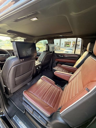 2023 GMC Yukon XL Denali Ultimate