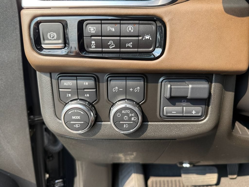 2025 GMC Yukon XL Denali Ultimate