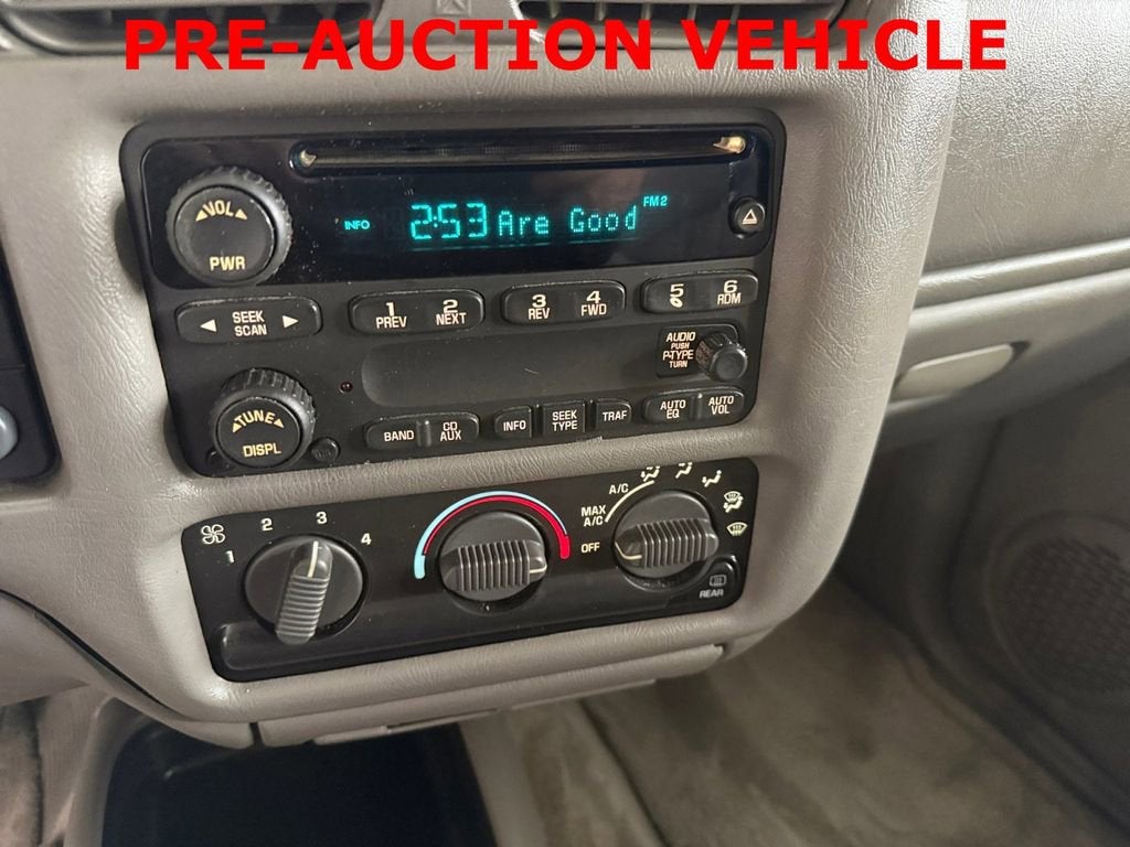 2004 Chevrolet Blazer LS