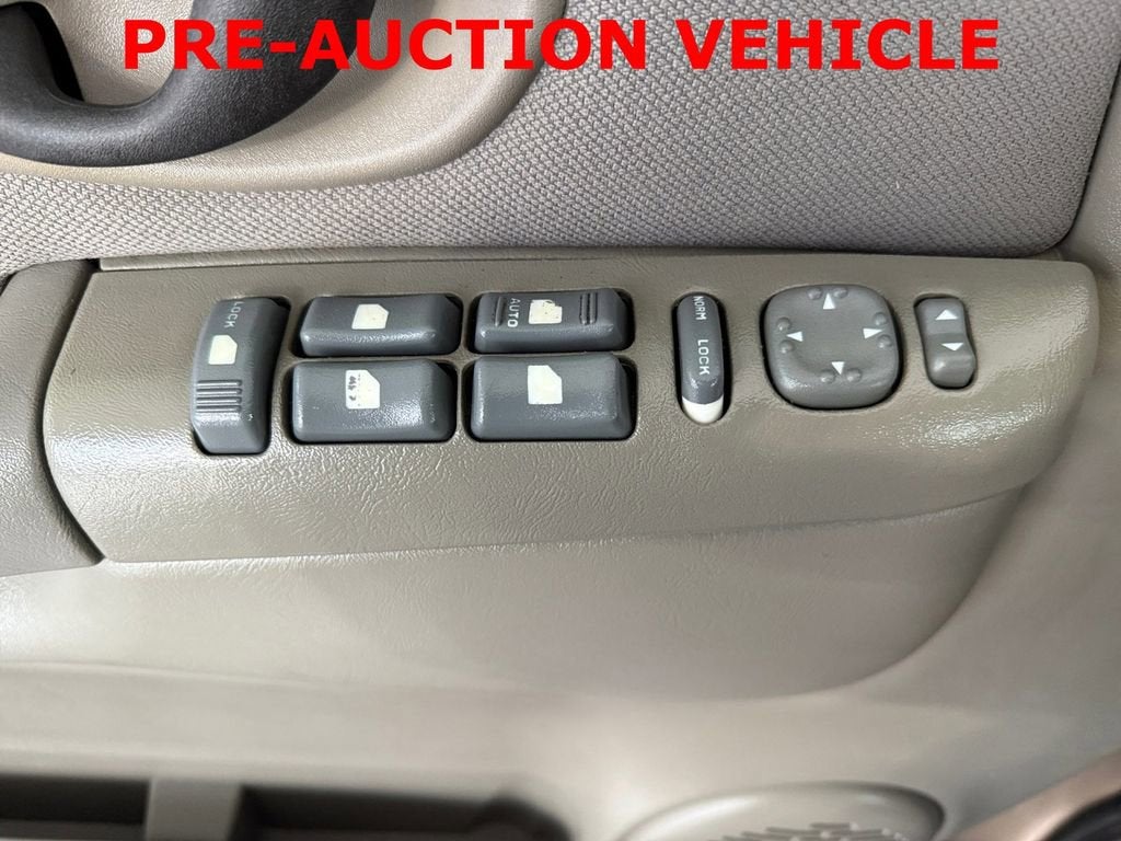 2004 Chevrolet Blazer LS