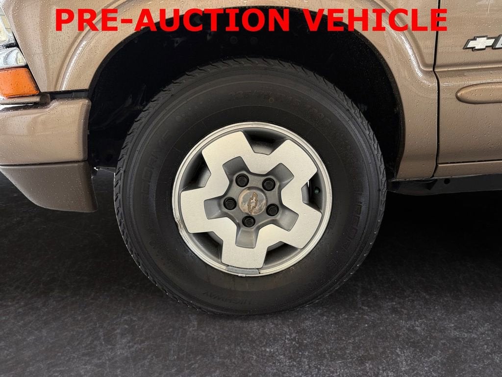 2004 Chevrolet Blazer LS