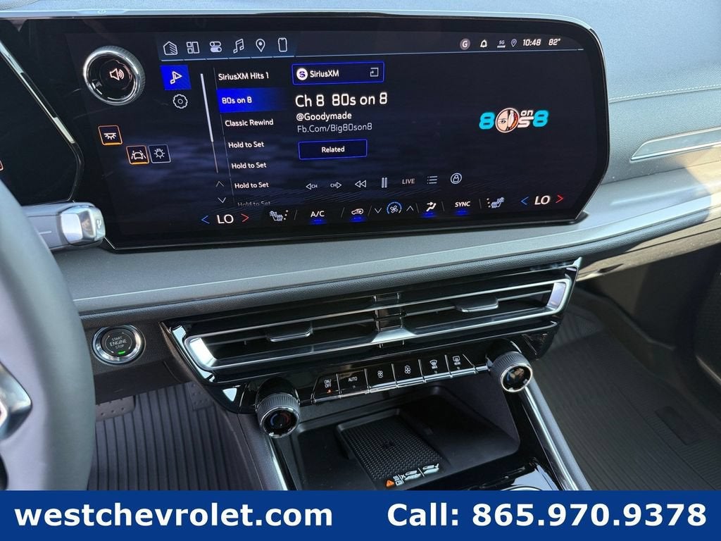 2027 Chevrolet Traverse LT - Photo 18