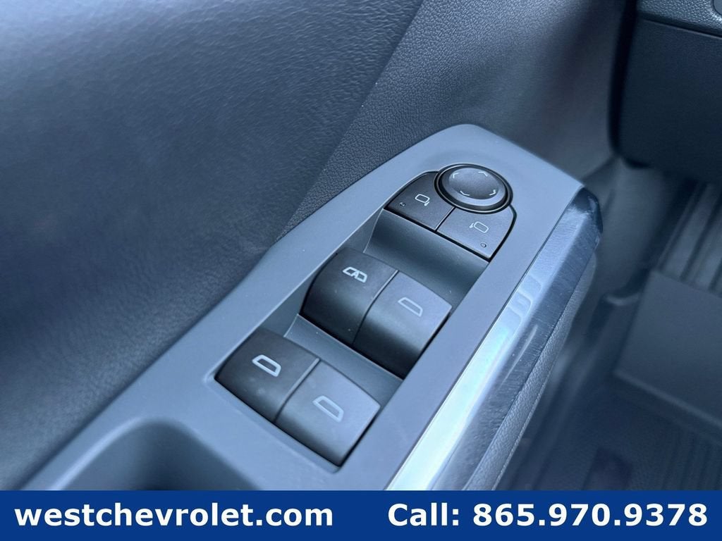 2027 Chevrolet Traverse LT - Photo 27