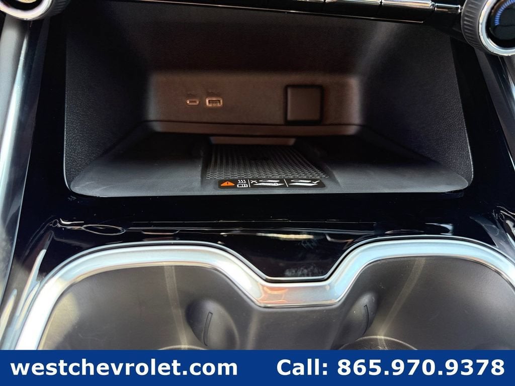 2027 Chevrolet Traverse RS