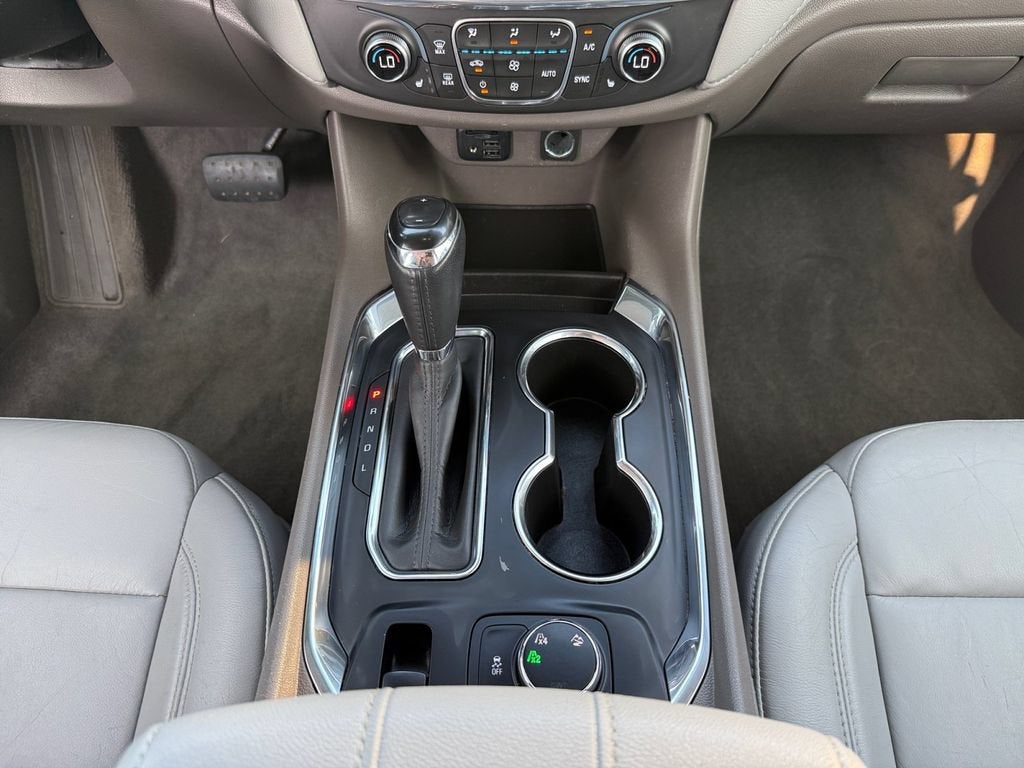 2020 Chevrolet Traverse LT Leather