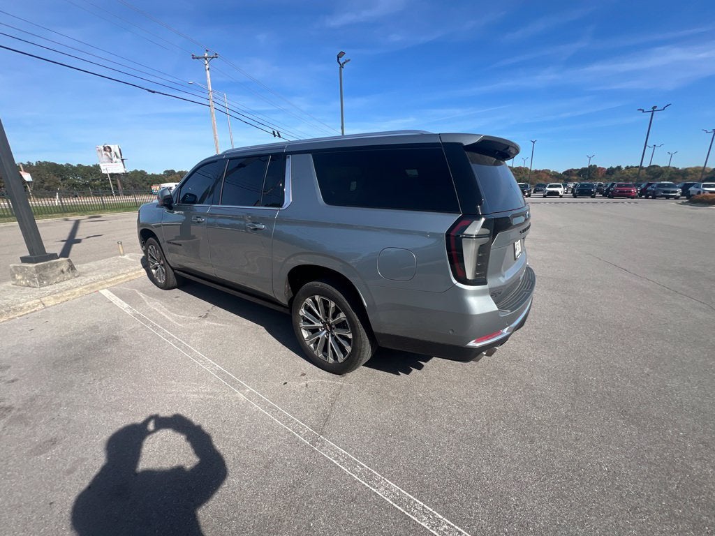 2025 Chevrolet Suburban High Country