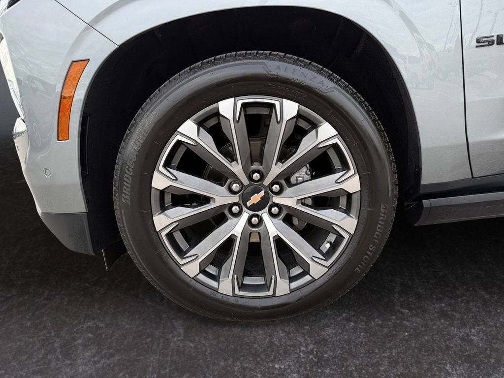 2025 Chevrolet Suburban High Country