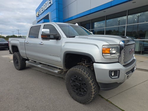 2017 GMC Sierra 2500 HD Denali
