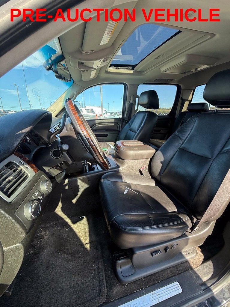 2011 GMC Sierra 3500 HD SRW Denali
