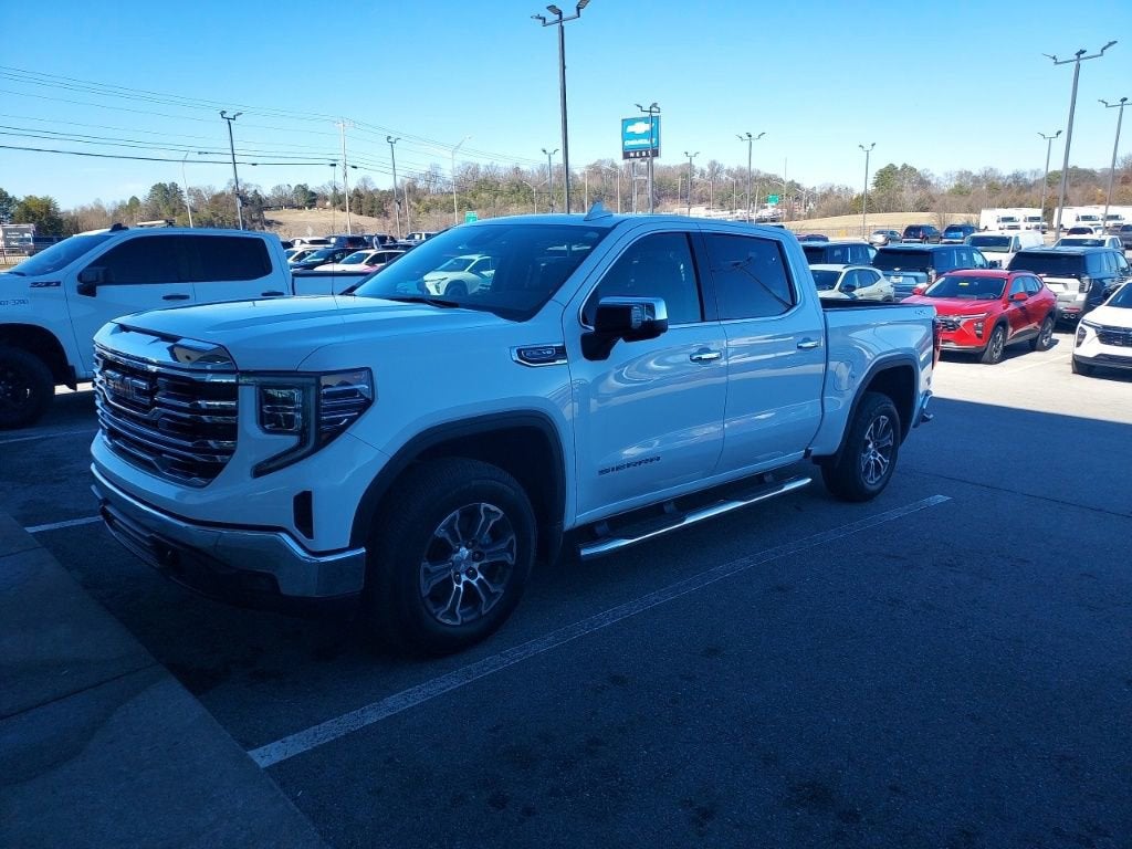 2024 GMC Sierra 1500 SLT