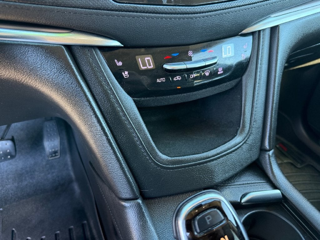 2019 Cadillac XT5 Premium Luxury FWD