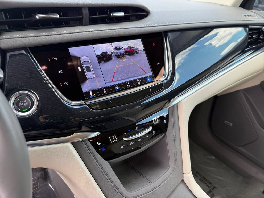 2025 Cadillac XT6 Premium Luxury