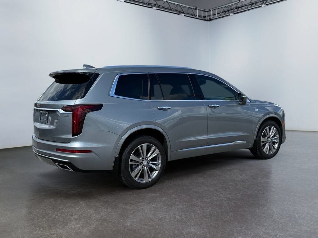 2025 Cadillac XT6 Premium Luxury